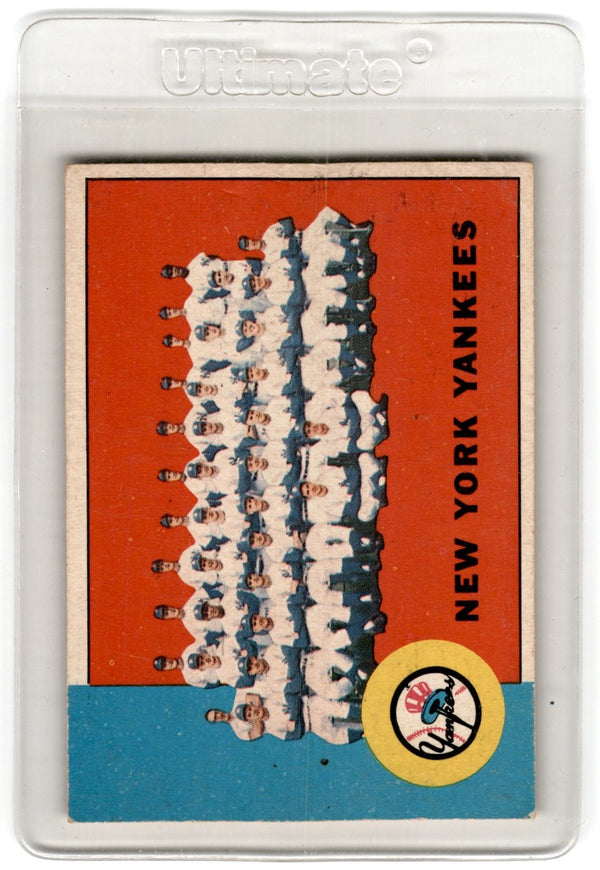 1963 Topps New York Yankees #247 VG-EX