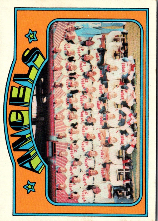 1970 Topps Angels Team #71