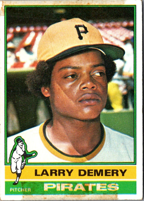 1976 Topps Larry Demery #563