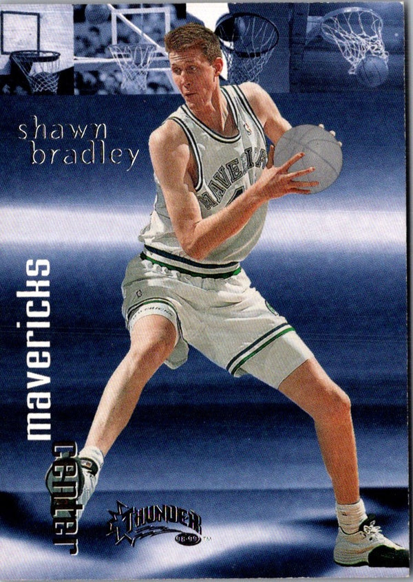 1998 SkyBox Thunder Shawn Bradley #44