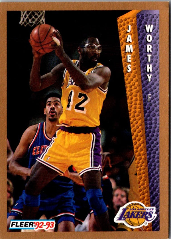 1992 Fleer James Worthy #114
