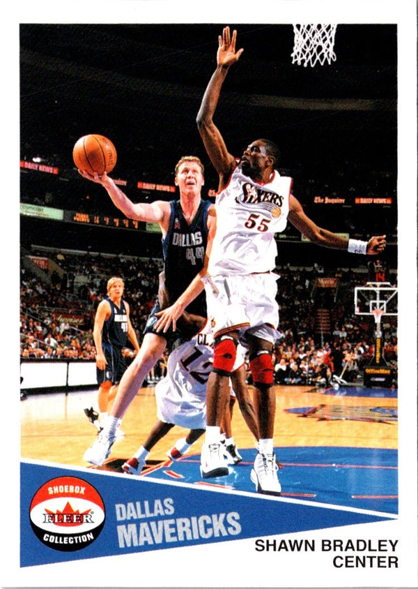 2001 Fleer Shoebox Shawn Bradley #73