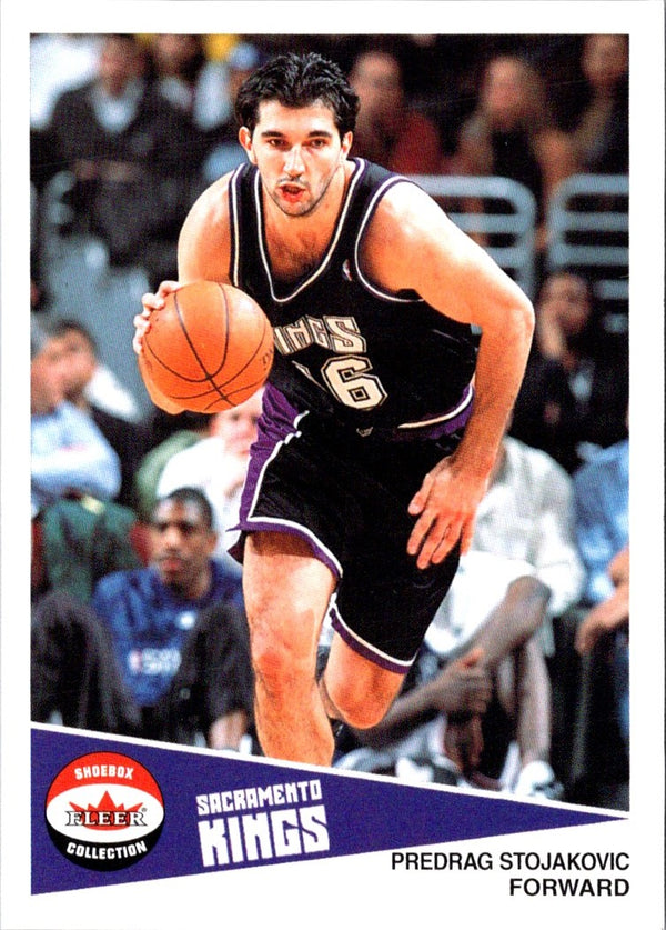 2001 Fleer Shoebox Peja Stojakovic #118