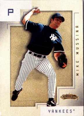 2001 Fleer Showcase Mike Mussina #44