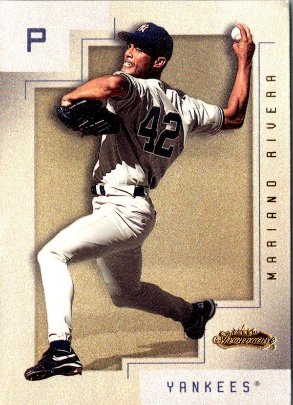 2001 Fleer Showcase Mariano Rivera #89