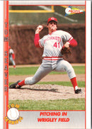 1992 Pacific Seaver Tom Seaver (Pitching in Wrigley Field)