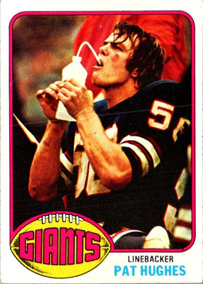 1976 Topps Pat Hughes #117 NR-MT
