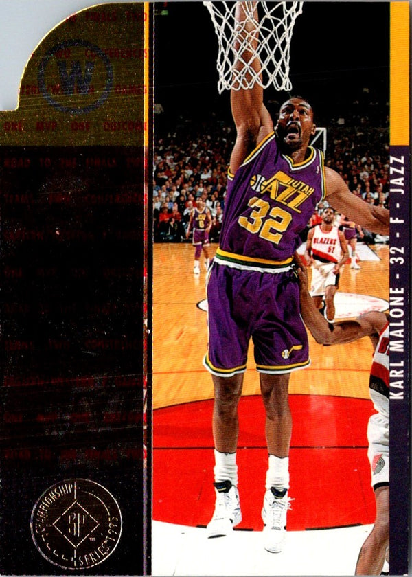 1995 Fleer Flair Hardwood Leader Karl Malone #26