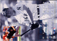 1995 Ultra Gold Medallion J.T. Snow #24