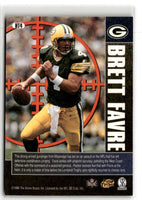 1997 Score Board NFL Experience Hard Target Brett Favre #HT4