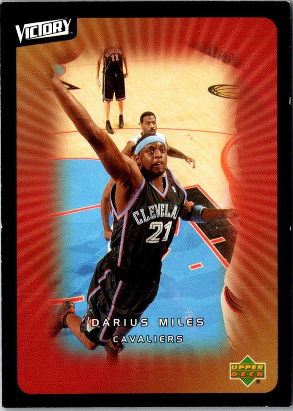 2003 Upper Deck Victory Darius Miles #15