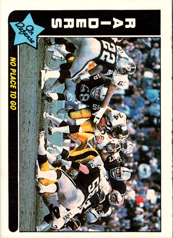 1985 Fleer Team Action No Place to Go (Defense) #38