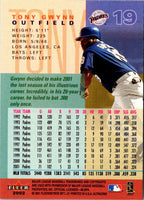 2000 Fleer Showcase Tony Gwynn #19