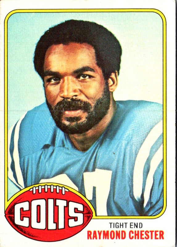 1976 Topps Raymond Chester #32