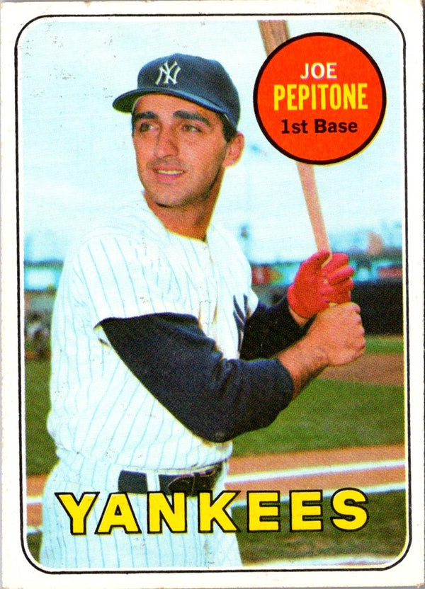 1969 Topps Joe Pepitone #589 EX