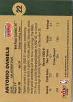 2001 Fleer Platinum Antonio Daniels #22