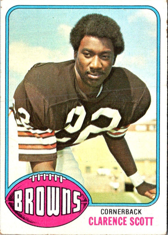 1976 Topps Clarence Scott #107 NR-MT