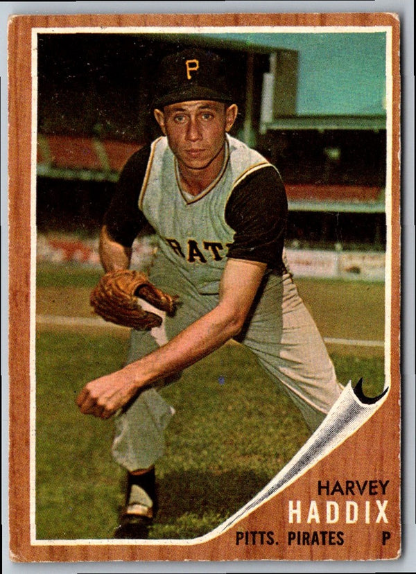 1962 Topps Harvey Haddix #67