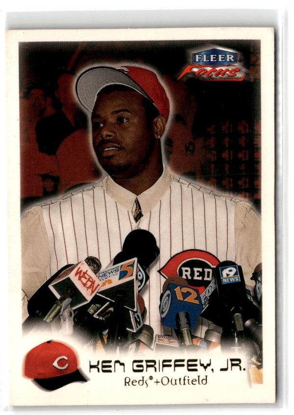 2000 Fleer Focus Ken Griffey Jr. #50