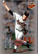 1997 Leaf Mike Mussina