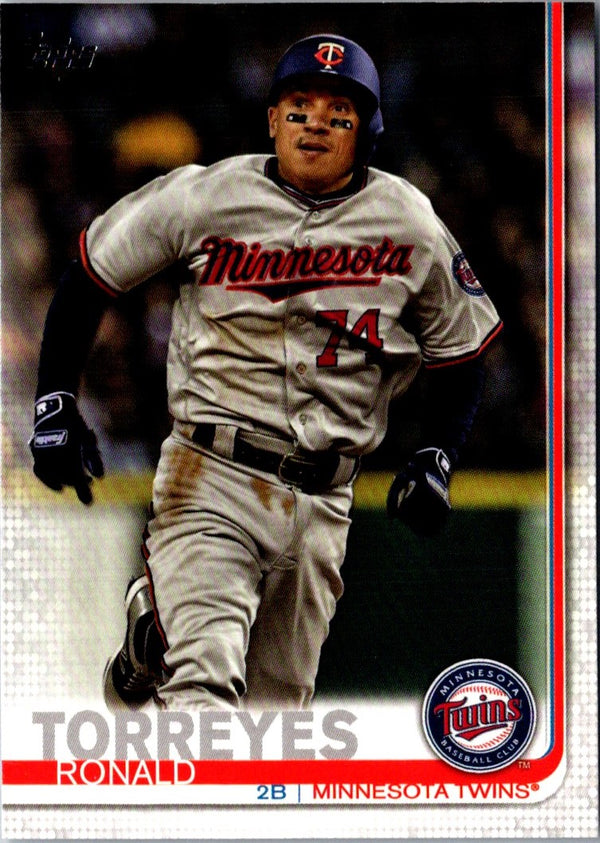 2019 Topps Ronald Torreyes #537