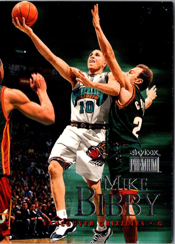 1999 SkyBox Premium Mike Bibby #52