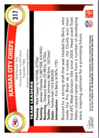 2011 Topps Kansas City Chiefs (Matt Cassel and Offensive Line) #317