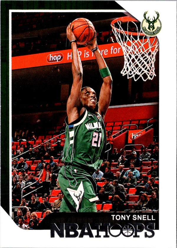 2018 Hoops Tony Snell #64