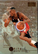 1996 SkyBox Premium Steve Smith