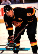 1993 Stadium Club Trevor Linden
