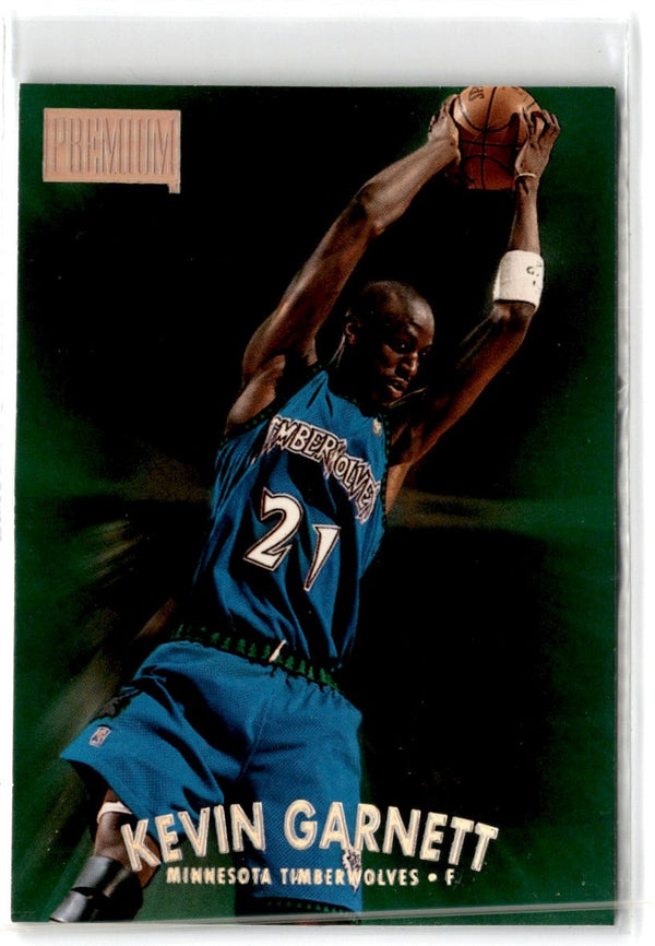 1997 SkyBox Premium Kevin Garnett #111