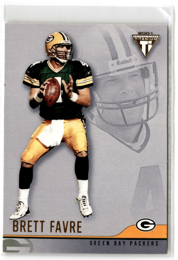 2001 Pacific Titanium Retail Brett Favre #49