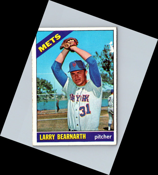 1966 Topps Larry Bearnarth #464