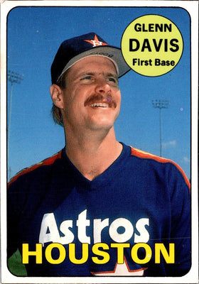 1990 Baseball Card Magazine '69 Topps Replicas Glenn Davis #10