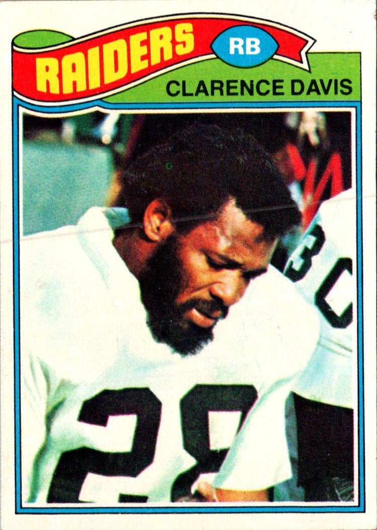 1977 Topps Clarence Davis