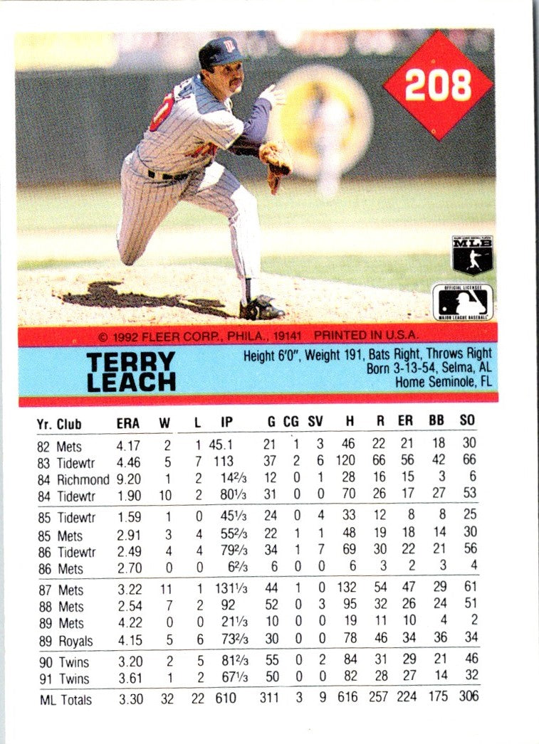 1992 Fleer Terry Leach