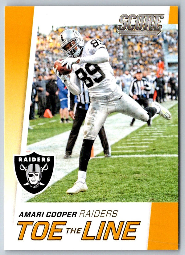 2016 Score Toe the Line Gold Amari Cooper #8