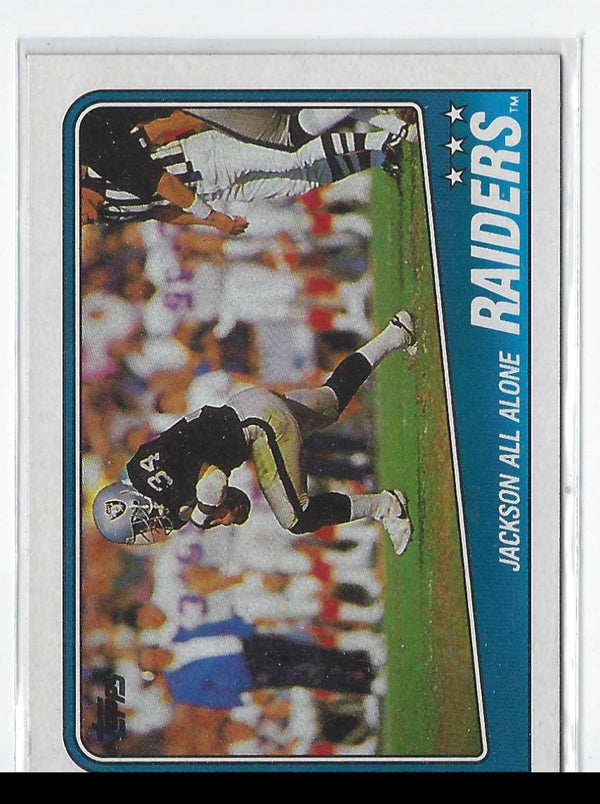 1984 Topps Eagles Team Leaders - Mike Quick #325