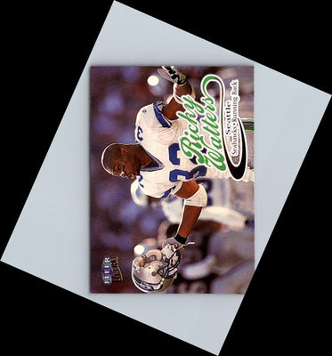 1999 Fleer Focus Ricky Watters #8