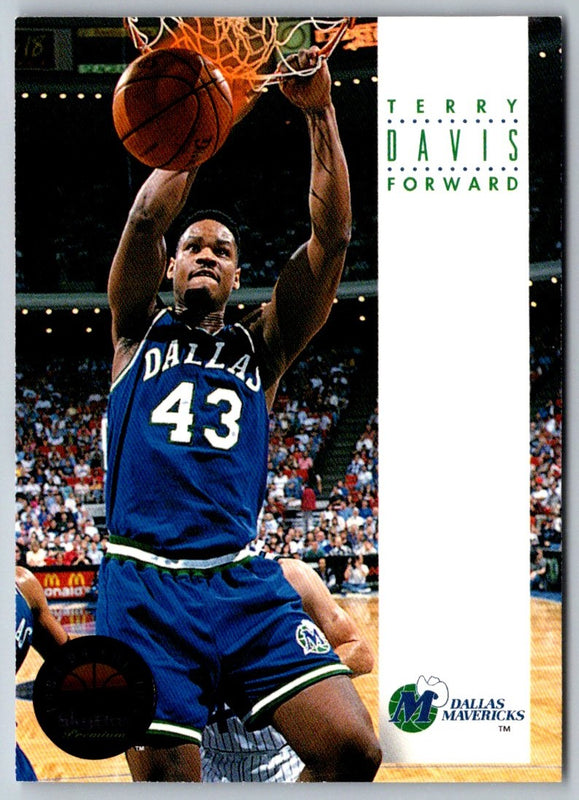 1993 SkyBox Terry Davis #55
