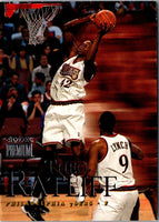 1999 SkyBox Premium Theo Ratliff #32