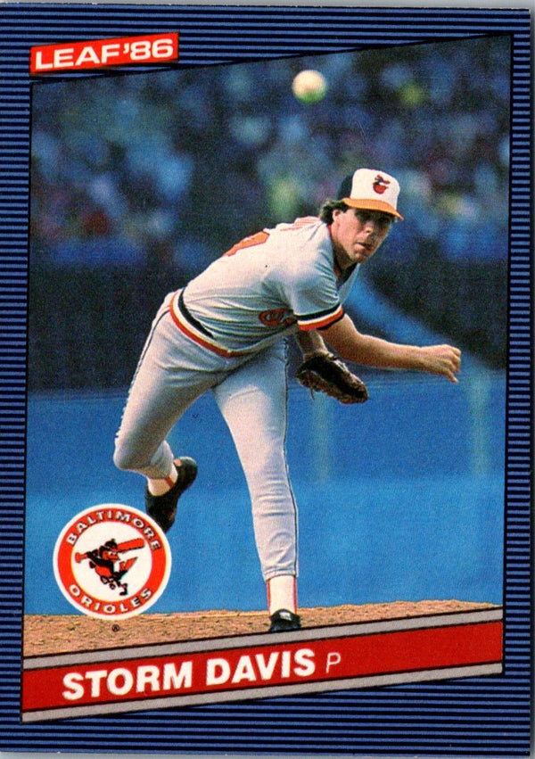 1986 Leaf Storm Davis #99