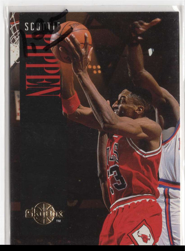 1994 Skybox Scottie Pippen #24