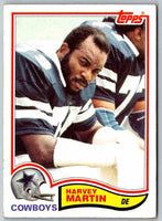 1982 Topps Harvey Martin #320