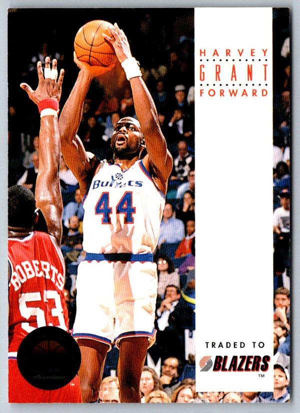 1993 SkyBox Harvey Grant #151