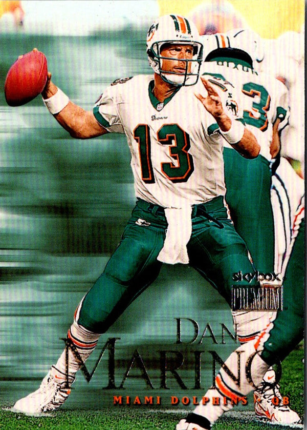 1999 SkyBox Premium Dan Marino #186