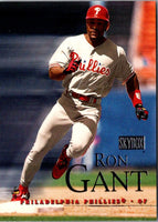 2000 SkyBox Ron Gant #20