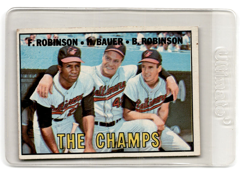 1967 Topps The Champs Frank Robinson / Brooks Robinson / Bauer