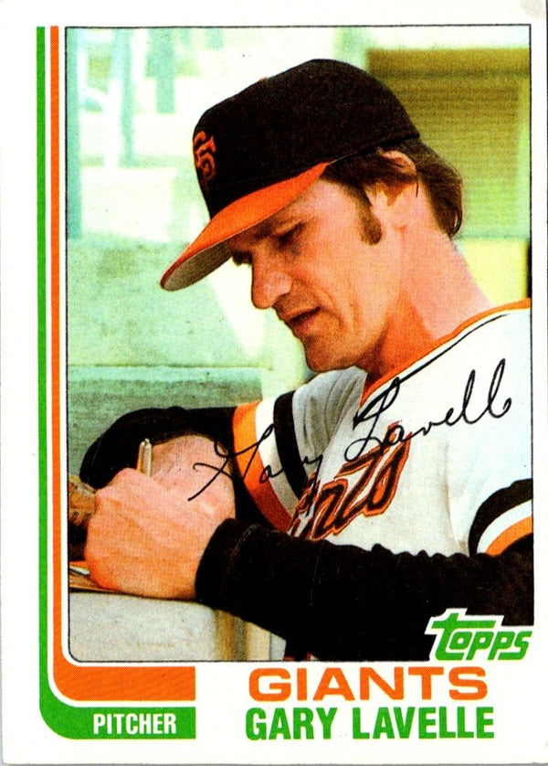 1982 O-Pee-Chee Gary Lavelle #209