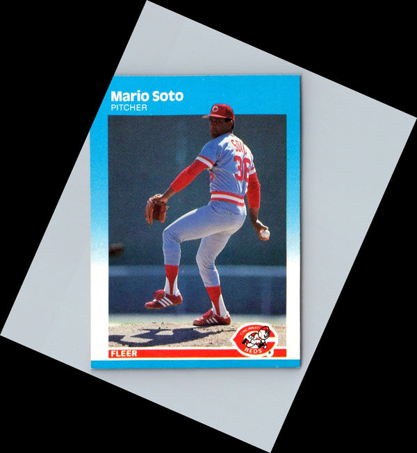 1985 Fleer Mario Soto #552